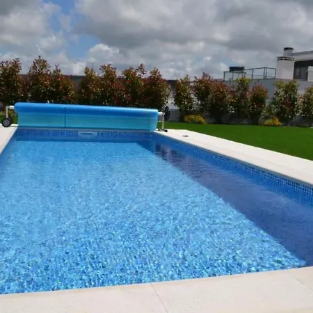 Neue Moderne Mit Privatem Pool By Interhome بيت للعطل Famalicão