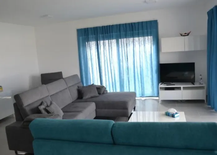 Neue Moderne Mit Privatem Pool By Interhome Prázdninový dům Famalicão